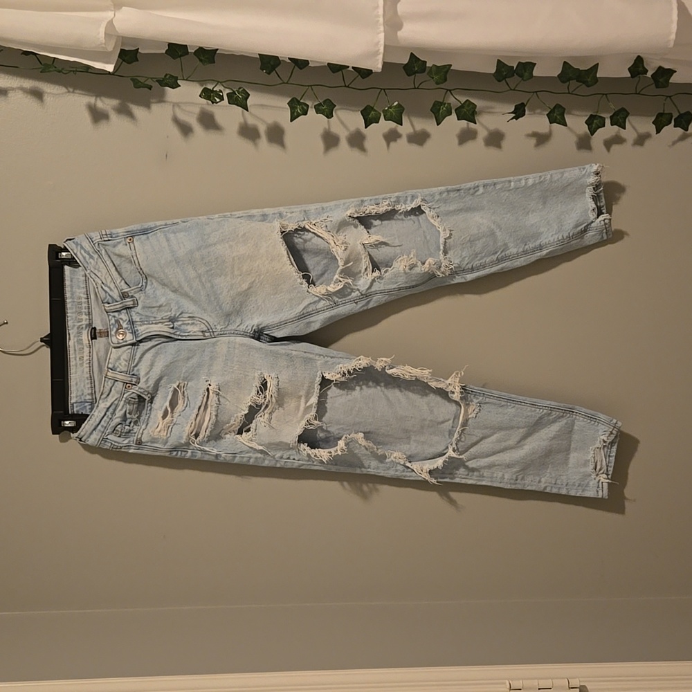 American Eagle Distressed Size 0 Jeans